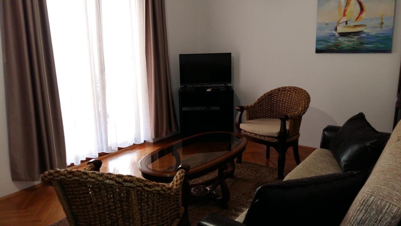 Lazar Apartments Petrovac Bagian luar foto