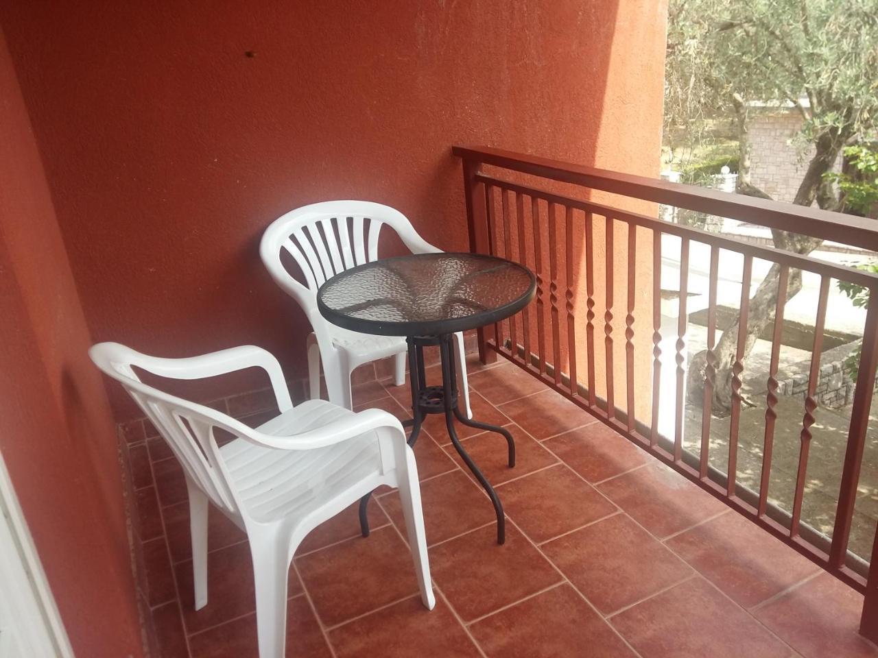 Lazar Apartments Petrovac Bagian luar foto