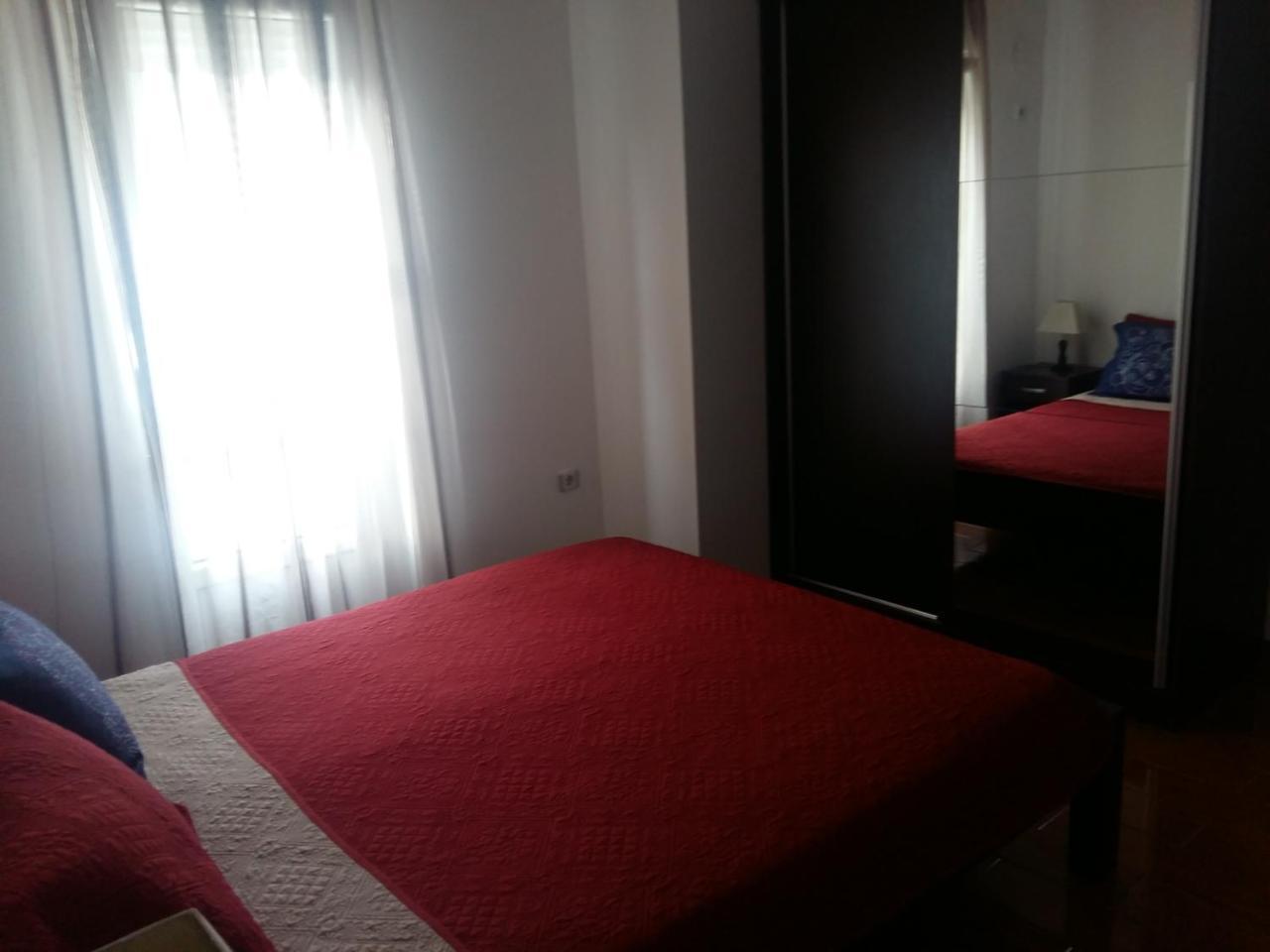 Lazar Apartments Petrovac Bagian luar foto
