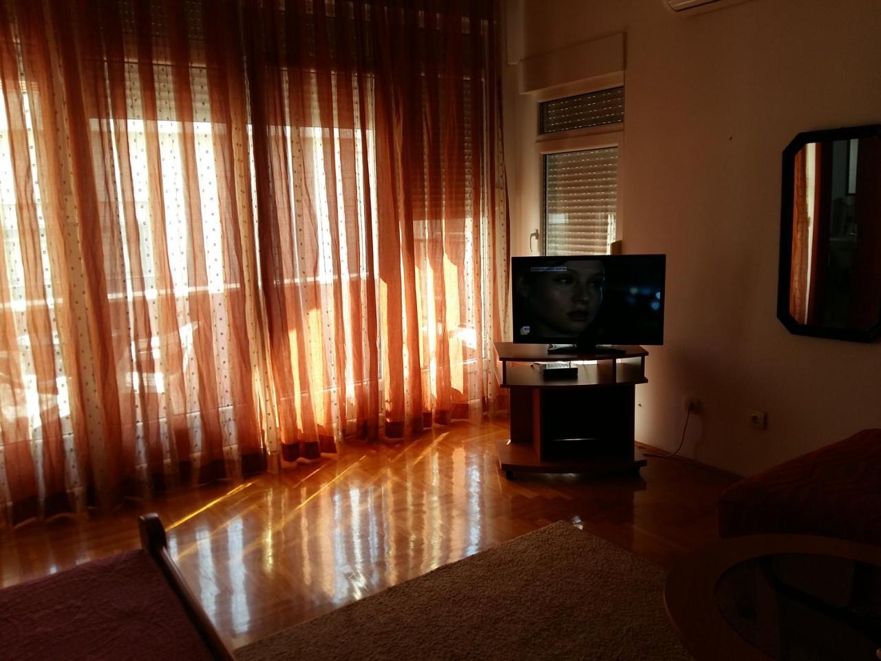 Lazar Apartments Petrovac Bagian luar foto